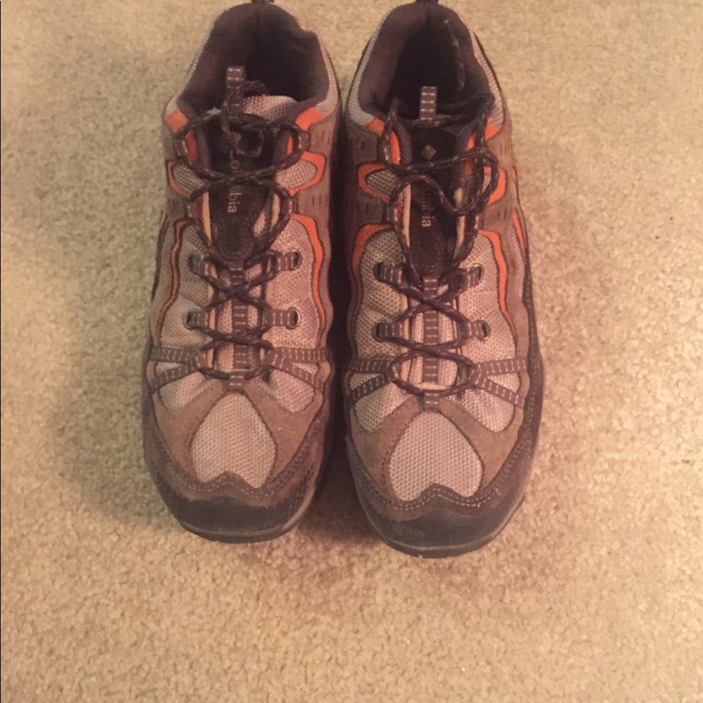 Men’s 11.5 hiking shoes